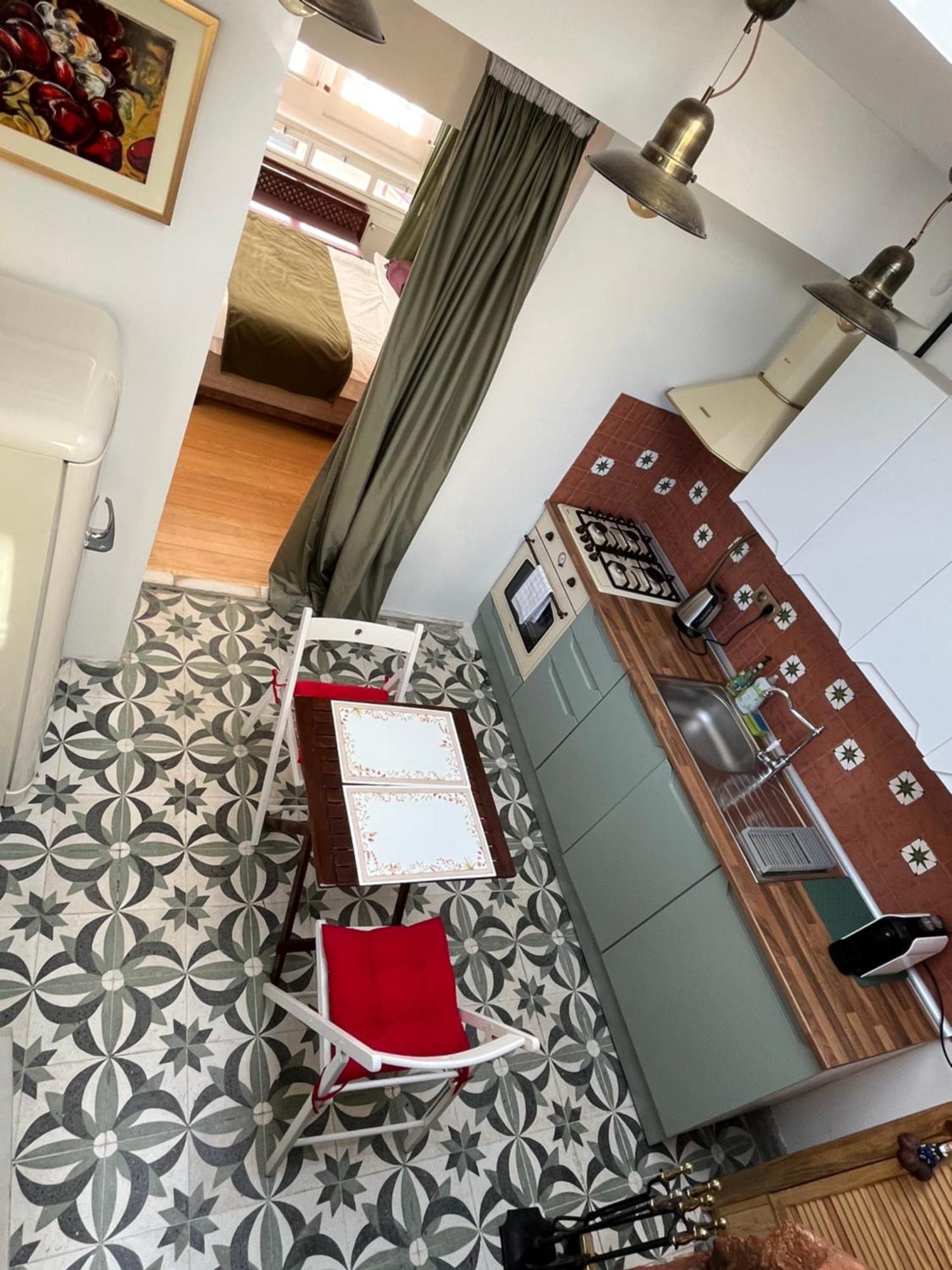Inn Levant De Luxe *